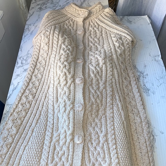 ARAN MÕR IRELAND 100% MERINO WOOL SWEATER WOMENS SIZE MEDIUM IN GREAT CO… - Picture 7 of 12